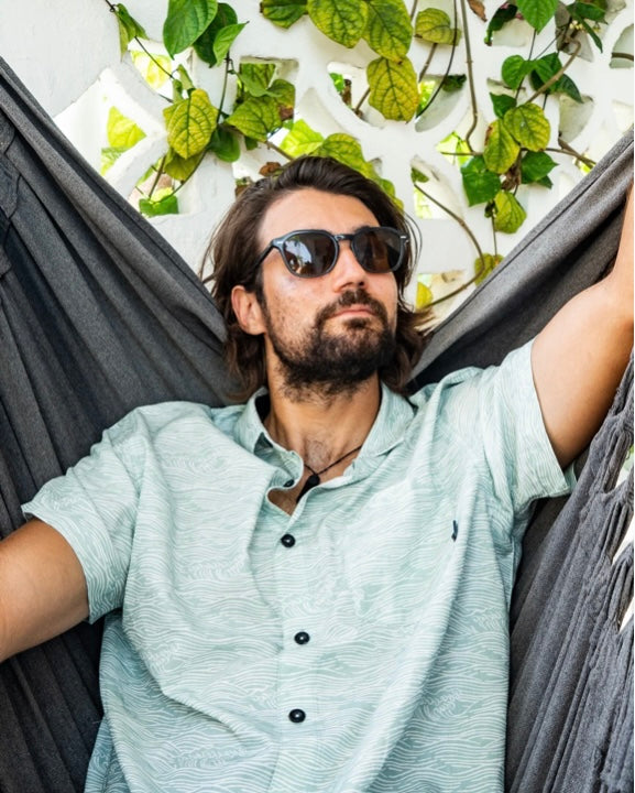 Roll Tides Button Up