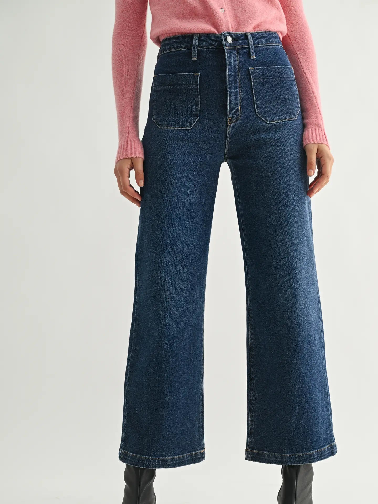 Patch Pocket Wide Leg Jean