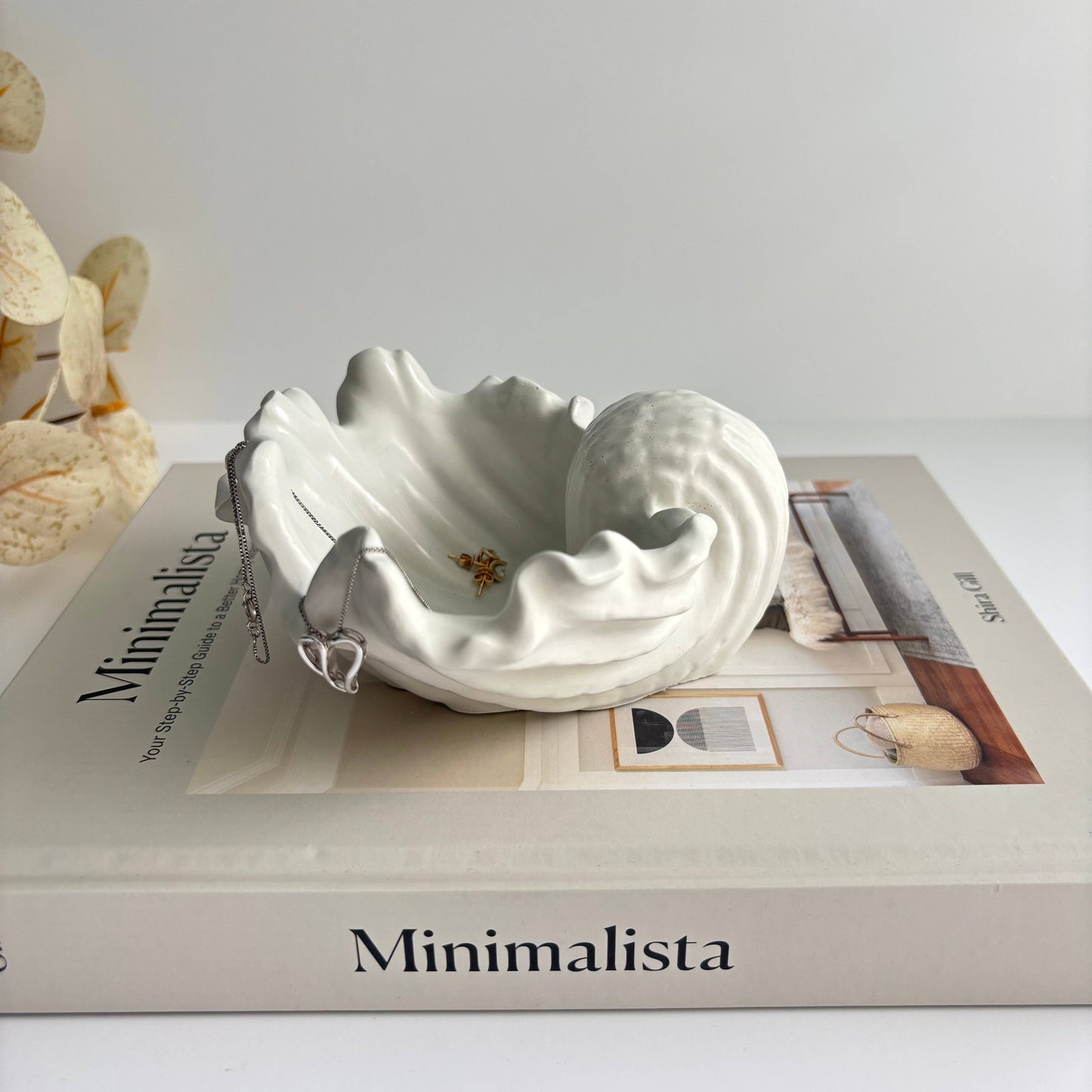 Selene Shell Concrete Bowl