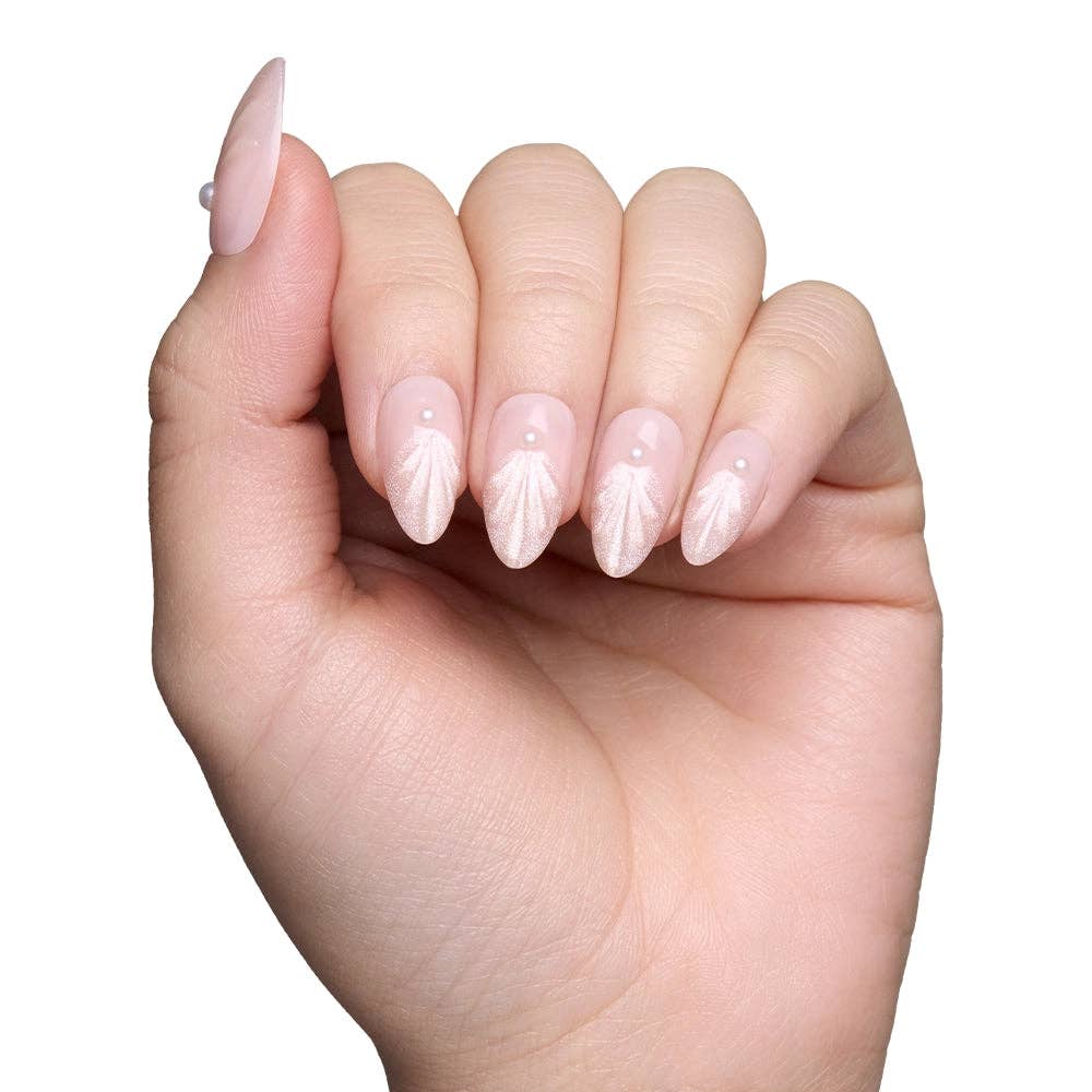 Honeymoon Nails