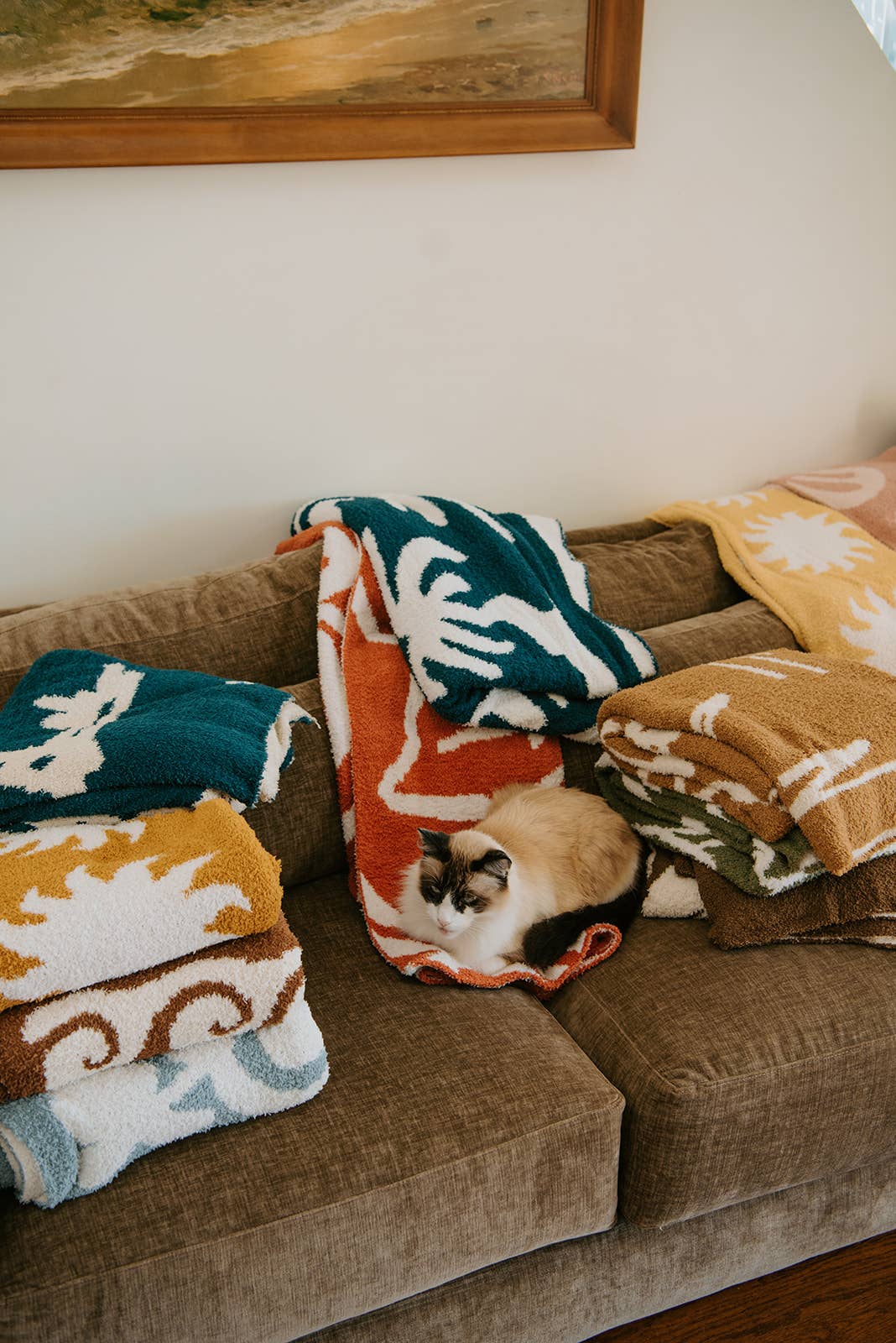 Hibiscus Plush Throw - Rusted Rose