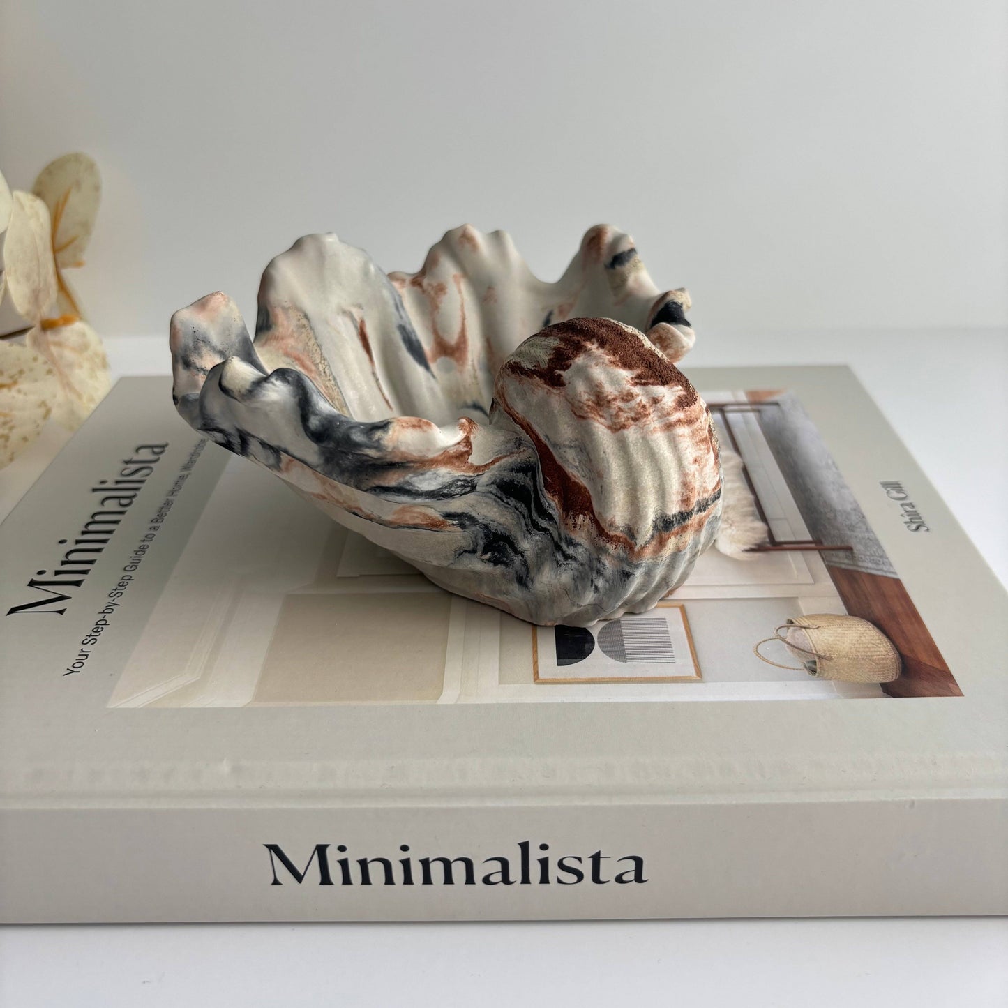 Selene Shell Concrete Bowl