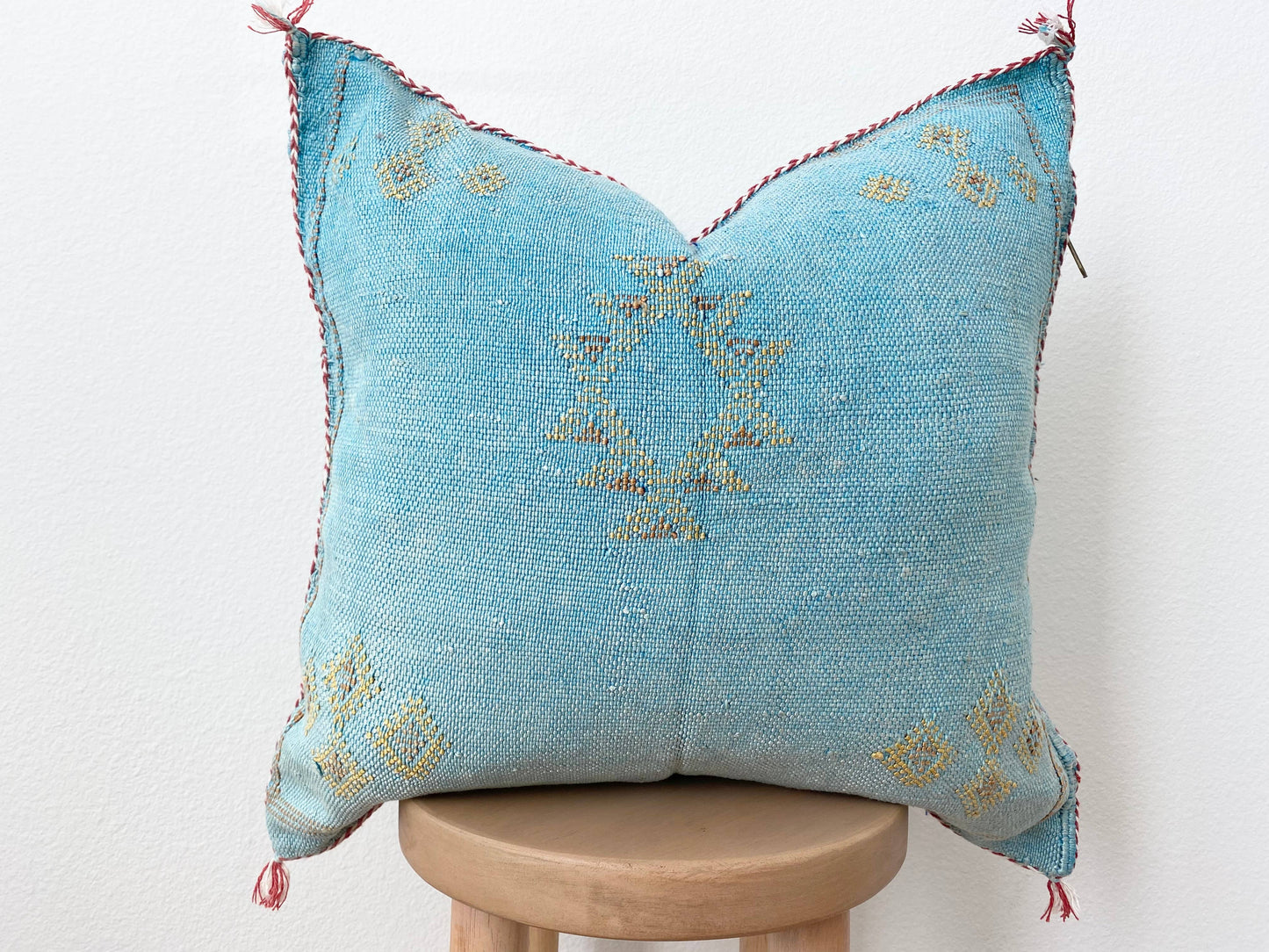 Silk Sabra Cover in Turquoise