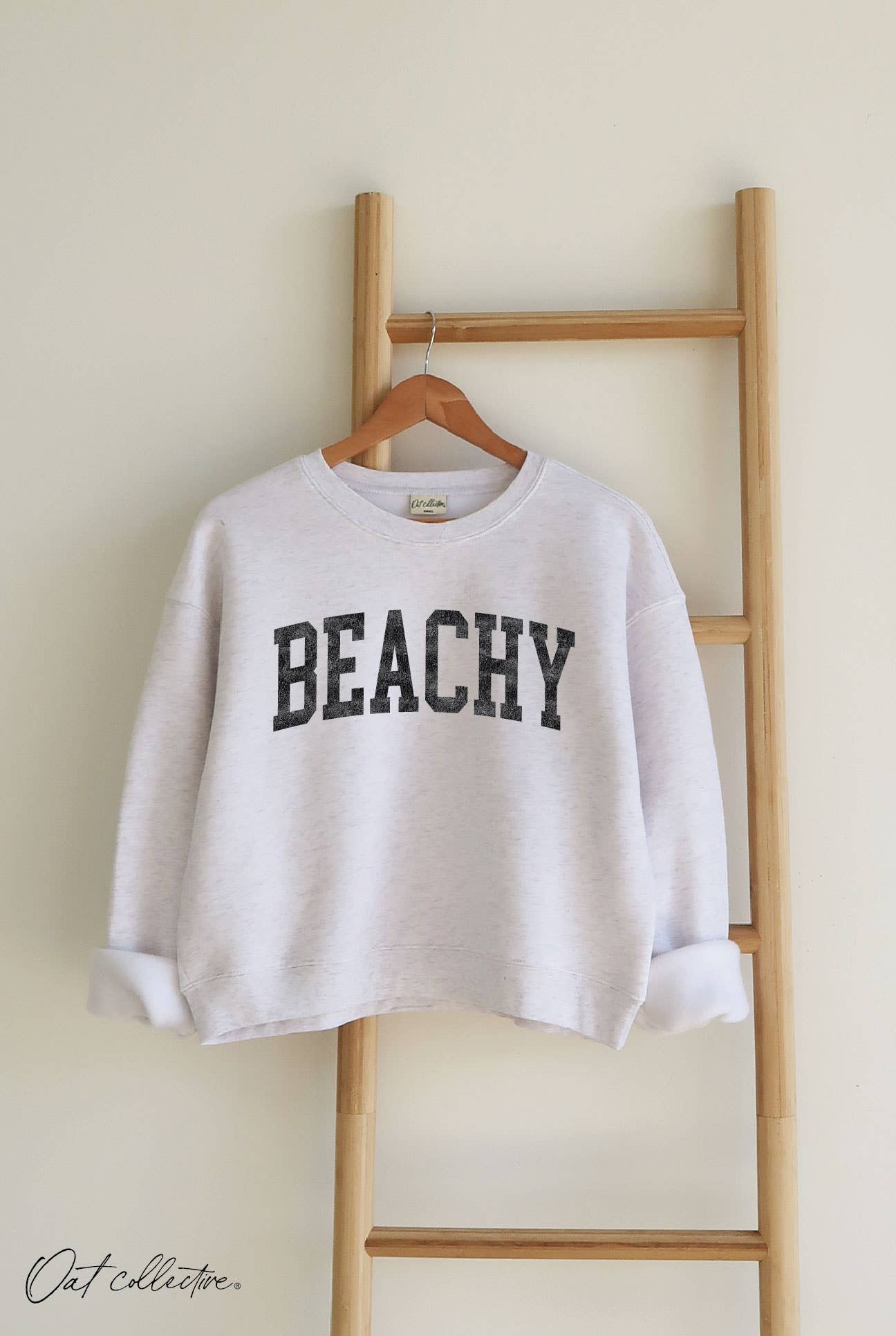 BEACHY Cropped Sweatshirt