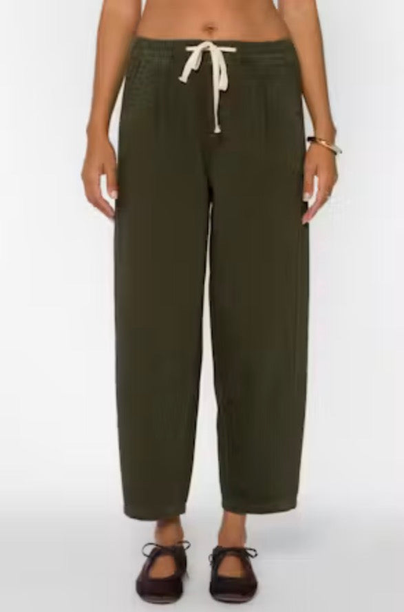 Toni Pull-on Pants