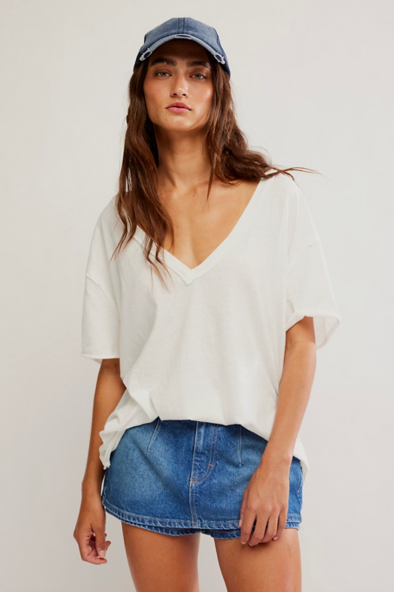 Nina Tee V