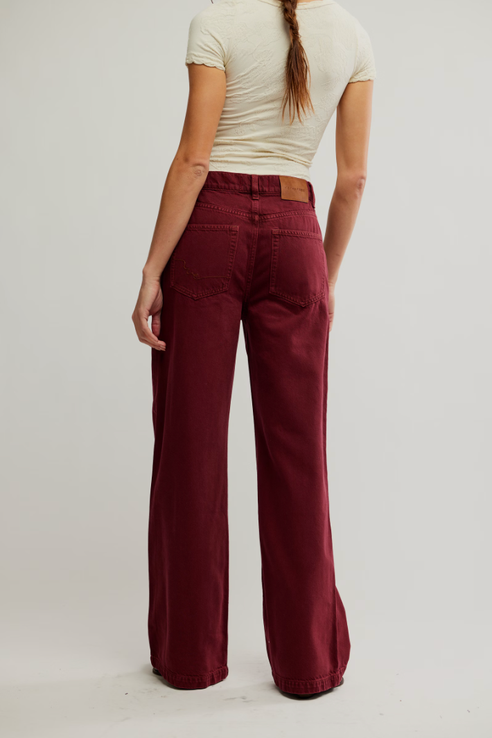 Stride Wide Leg Jean