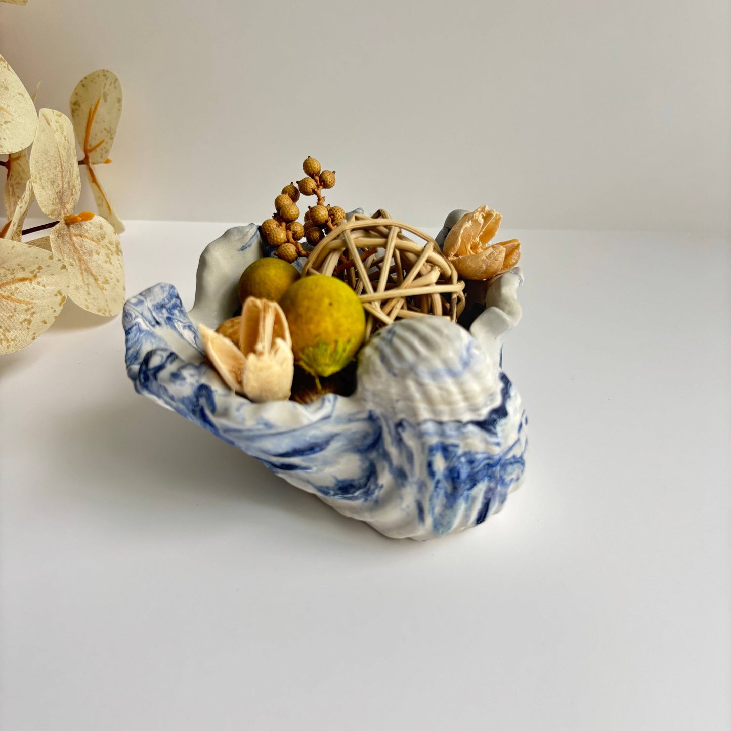 Selene Shell Concrete Bowl